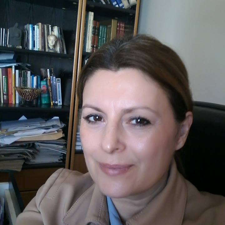 Αθηνά Ζηνούλη - Οδοντίατρος